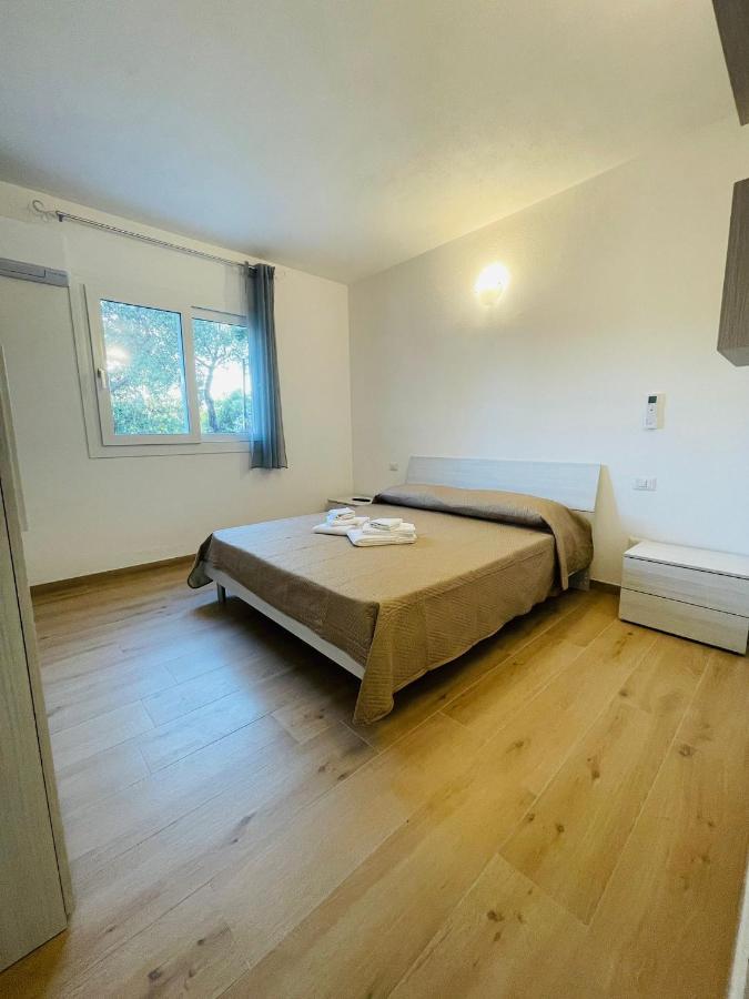 Chrisso Rooms Affittacamere San Teodoro  Exterior photo
